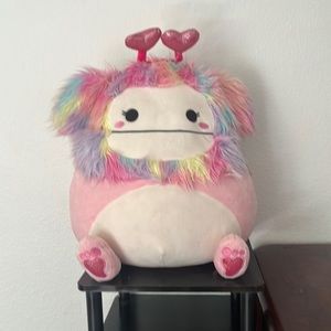 Dobrilla squishmallow !